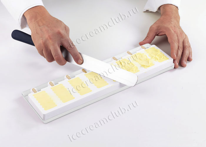 Четвертое дополнительное изображение для товара Форма для мороженого эскимо на палочке Easy Cream «Танго мини» (Silikomart, Италия)