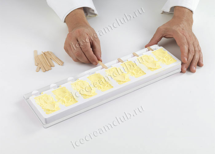 Третье дополнительное изображение для товара Форма для мороженого эскимо на палочке Easy Cream «Танго мини» (Silikomart, Италия)