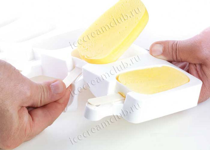 Седьмое дополнительное изображение для товара Форма для мороженого эскимо «Классик» СТЭККОФЛЕКС (Silikomart, Италия), 12 ячеек + поднос