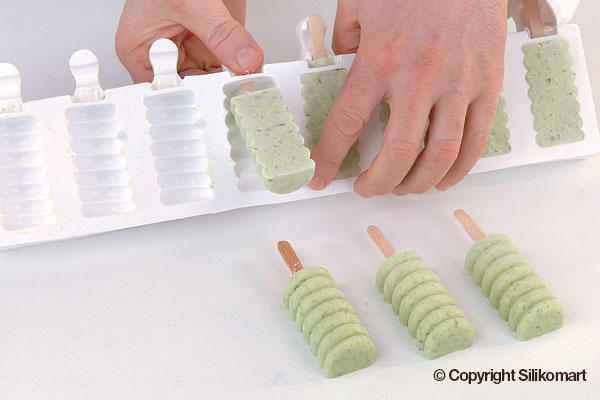Одинадцатое дополнительное изображение для товара Форма для мороженого эскимо «Танго мини» (Silikomart, Италия) 16 ячеек + 2 подноса