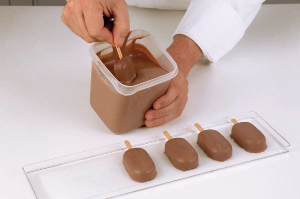  дополнительное изображение для товара Форма для мороженого эскимо «Классик мини» (Silikomart, Италия), 16 ячеек + 2 подноса