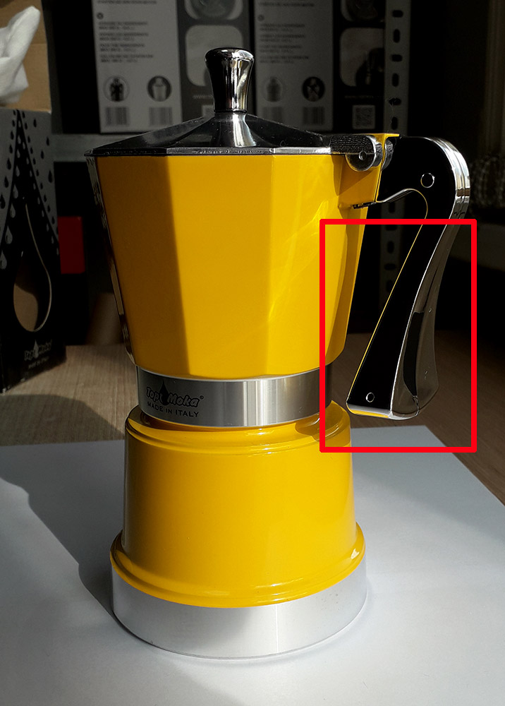 Первое дополнительное изображение для товара УЦЕНКА. Гейзерная кофеварка Caffettiera Super Top (6 порций, желтая), Top Moka