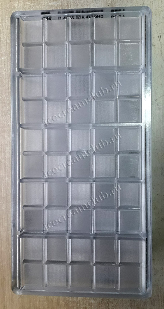 Третье дополнительное изображение для товара Поликарбонатная форма для шоколада в плитках CW 1366 (Chocolate World, Бельгия)