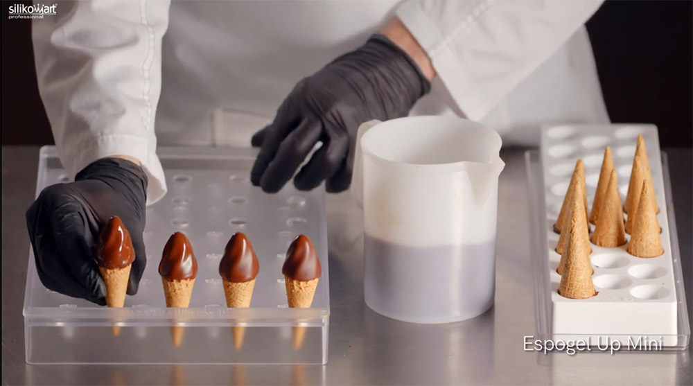 Одинадцатое дополнительное изображение для товара Форма для мороженого и конфет «ПЛАМЯ» (Fiamma), Silikomart