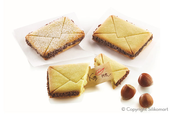 Восьмое дополнительное изображение для товара Набор форм "Печенье с предсказанием – конверт" Surprise (Silikomart, Италия)