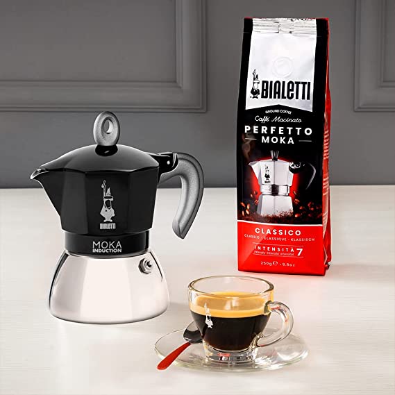 Первое дополнительное изображение для товара Гейзерная кофеварка Bialetti Moka Induction 6934NP для индукционных плит (4 порции, 150 мл), черная