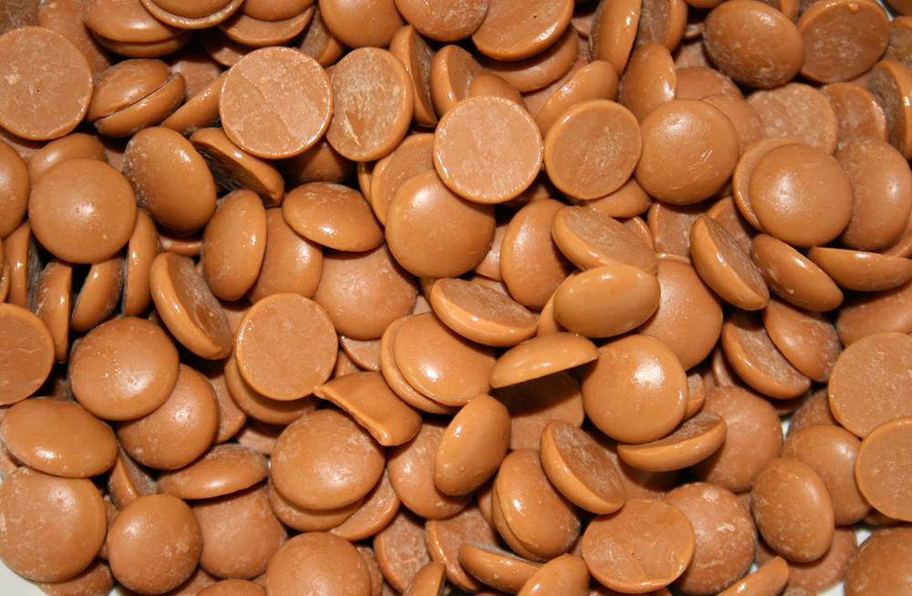 Пятое дополнительное изображение для товара Шоколад молочный № 823 (33,6%) в каллетах – 400г, (Callebaut, Бельгия) арт 823-E0-D94