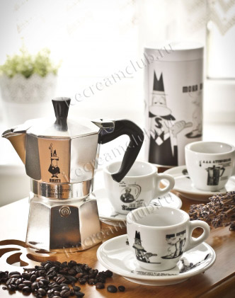 Первое дополнительное изображение для товара Подарочный набор Bialetti «Moka express» 4620 (кофеварка на 3 порции + 3 чашки с блюдцами + банка)