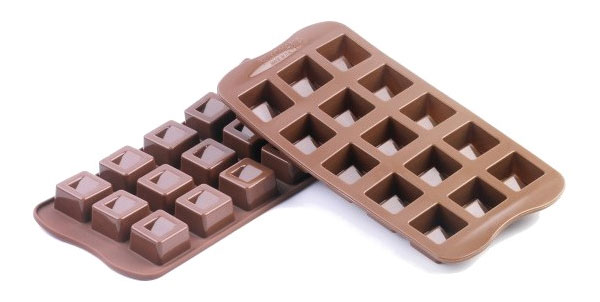 Четвертое дополнительное изображение для товара Форма для шоколада ИЗИШОК «Куб» (Easychoc Silikomart, Италия) SCG02