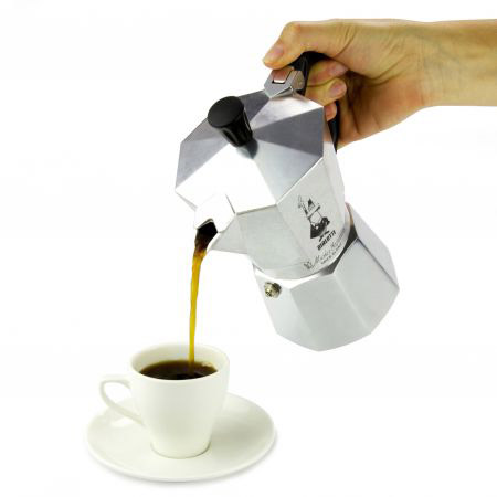 Третье дополнительное изображение для товара Гейзерная кофеварка Bialetti «Moka express» 1165/X4 (на 9 порций, 420 мл)