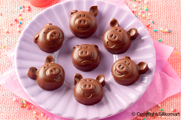Второе дополнительное изображение для товара Форма для шоколадных конфет ИЗИШОК «Свинки» (EasyChoc Silikomart, Италия) SCG35