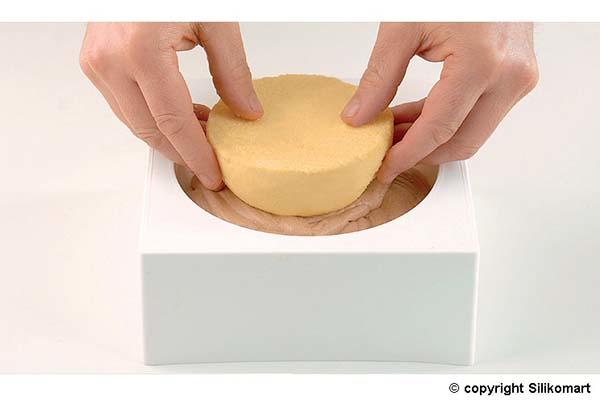 Пятое дополнительное изображение для товара Форма для муссовых тортов ТОРТАФЛЕКС ПОЛУСФЕРА d-16 см (Silikomart, Италия)