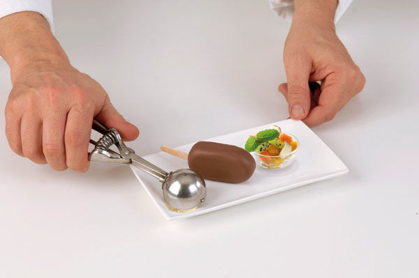  дополнительное изображение для товара Форма для мороженого эскимо «Классик мини» (Silikomart, Италия), 16 ячеек + 2 подноса
