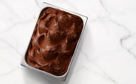 Пятое дополнительное изображение для товара Смесь для шоколадного мороженого «ШокоДжелато Fondente» 61.5%, 1.6 кг Callebaut (Бельгия), MXD-ICE61-V99