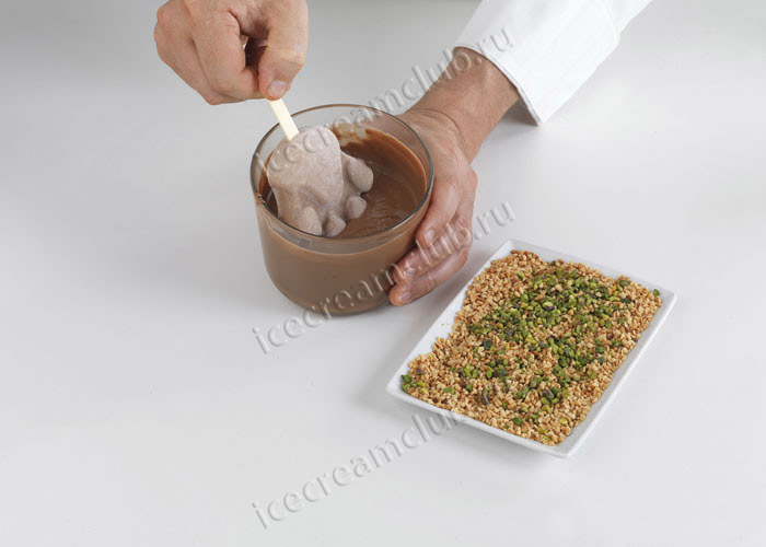 Пятое дополнительное изображение для товара Форма для мороженого эскимо «Лапа» СТЭККОФЛЕКС (Silikomart, Италия), 8 ячеек + поднос