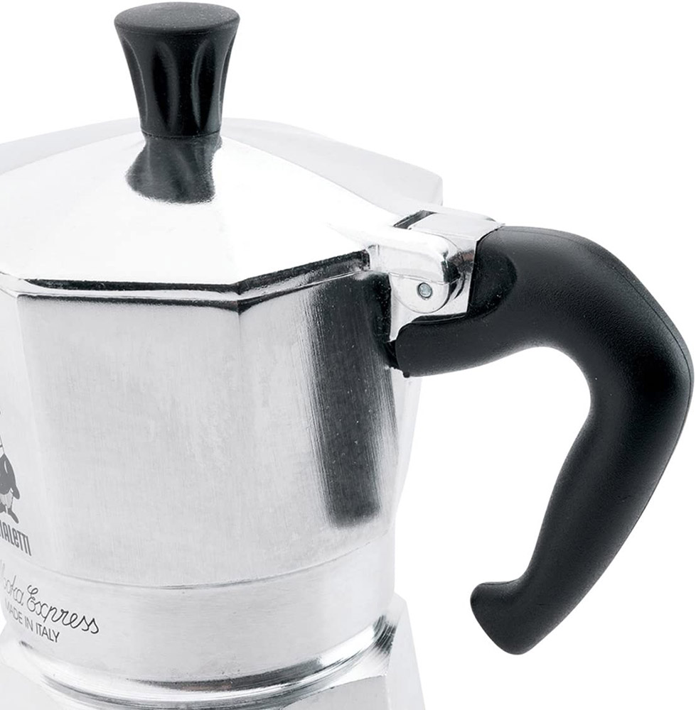 Третье дополнительное изображение для товара Гейзерная кофеварка Bialetti Moka Express 12 порций 0001166/MR